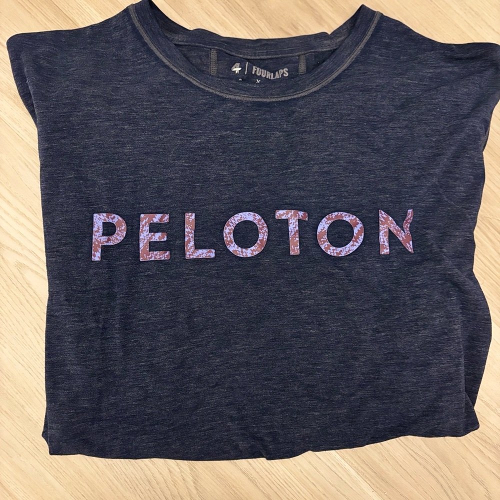 Mens large peloton shirt
